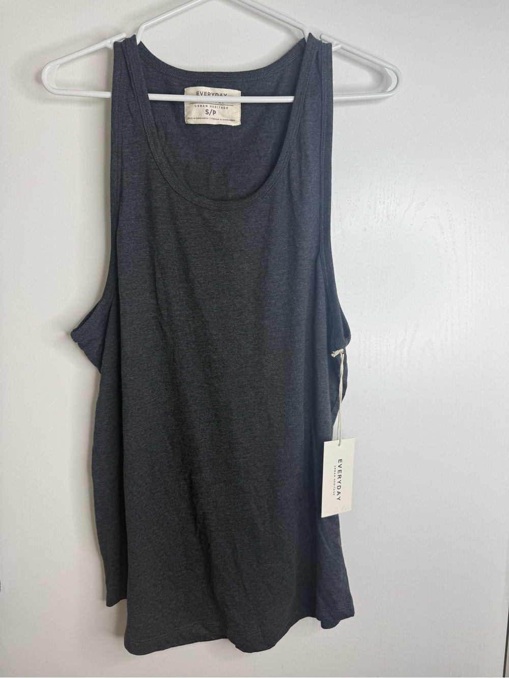 🔥2 for $10🔥 NWT Men's Urban Heritage Charcoal Scoop Neck Tank Top Small